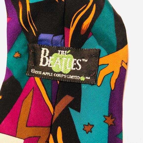 Vintage Collectable Beatles Silk Colorful Neck Tie Magical Mystery Bus Tour - Picture 2 of 4